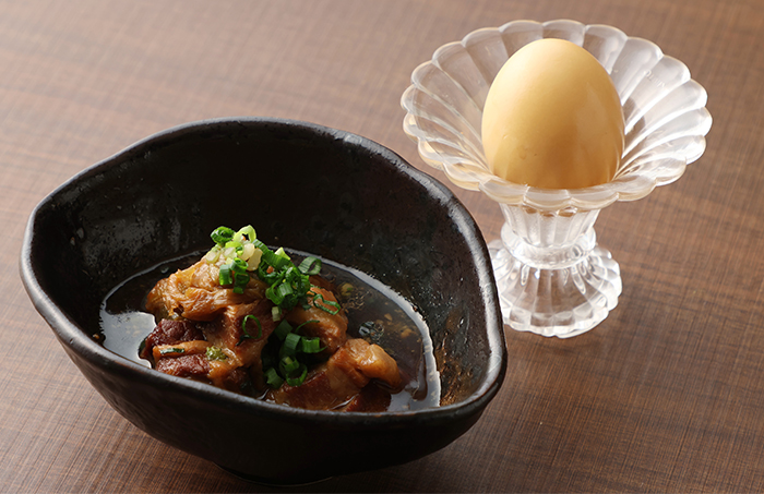 半熟卵と燻製たらこの煮つけ